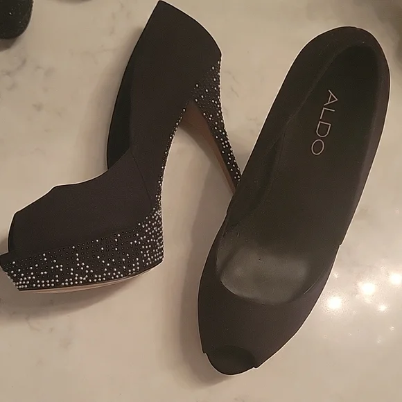 Aldo | Shoes | Never Worn Aldo Embellished Peep Toe Platform  display picture 1